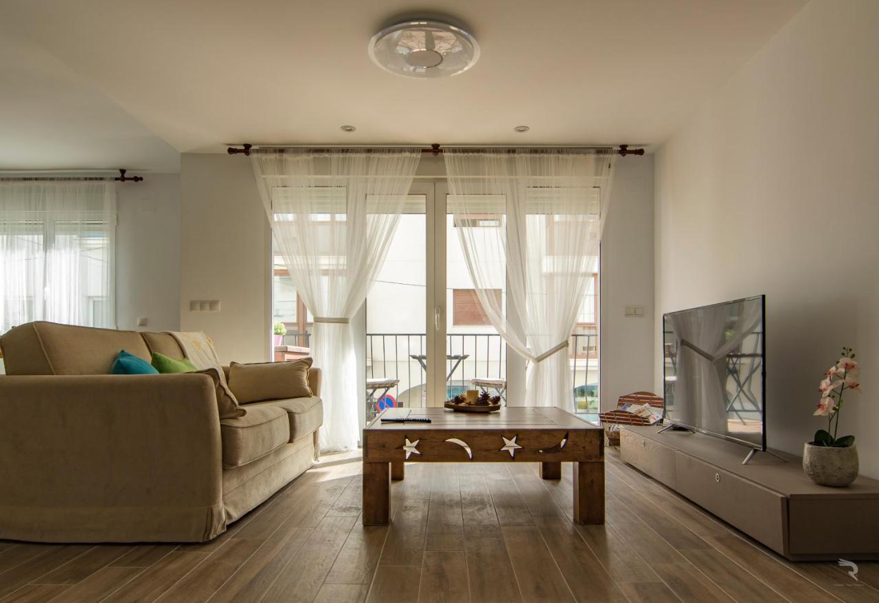 Apartamento Avenida Principal I アルテア エクステリア 写真